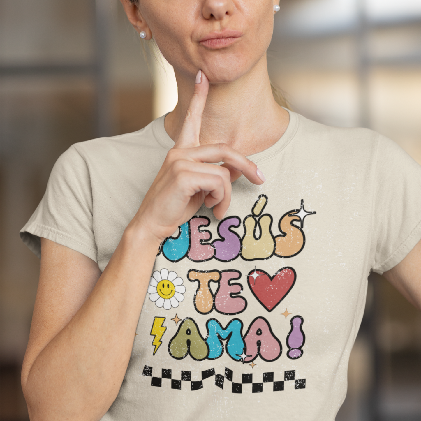 ¡Jesús Te Ama! Camiseta de Fe